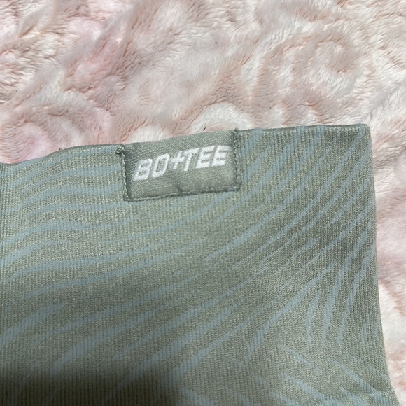 Bo and Tee leggings. Sage green. - Picture 3 of 4